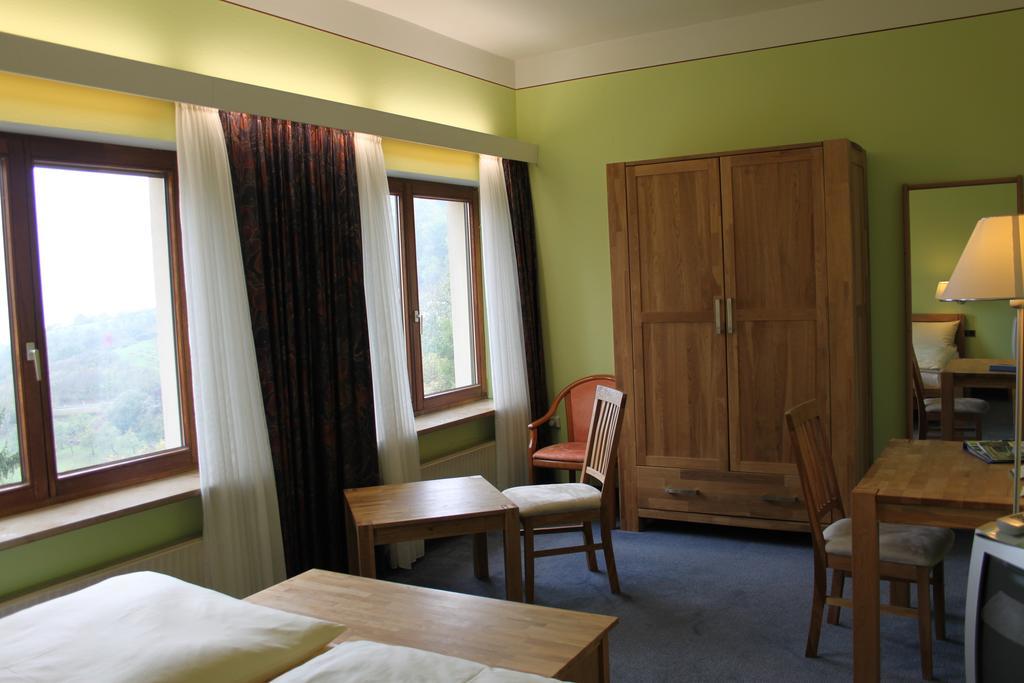 Hotel-gasthof Post Brennerei Frankenhoehe Schillingsfürst