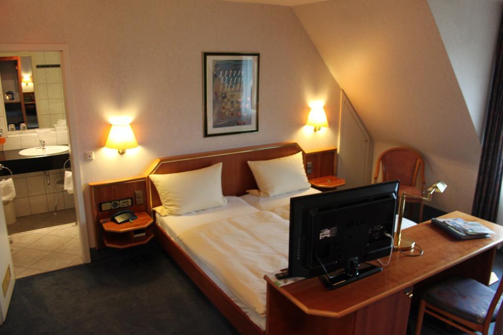 Hotel-gasthof Post Brennerei Frankenhoehe Hotel 3*