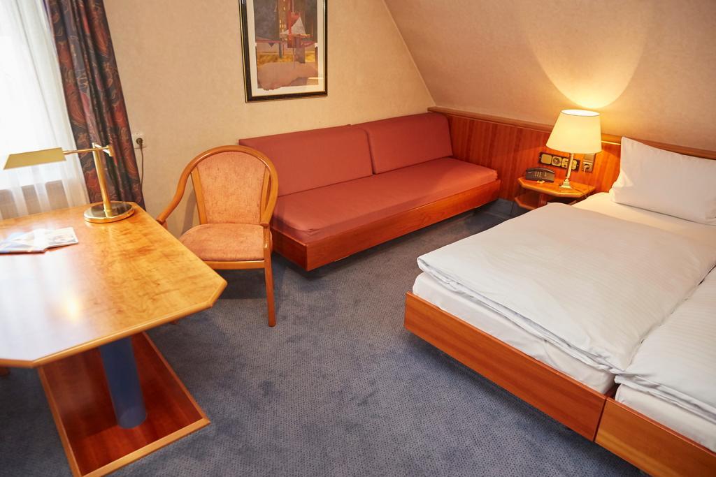 Hotel Hotel-gasthof Post Brennerei Frankenhoehe Schillingsfürst