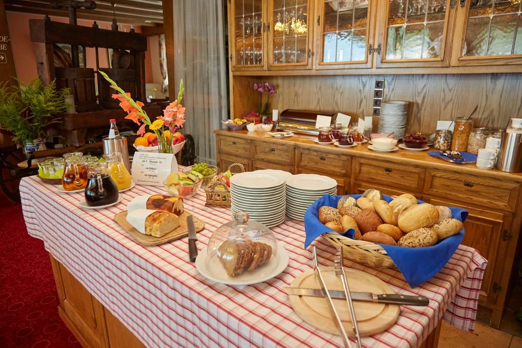 Hotel-gasthof Post Brennerei Frankenhoehe Schillingsfürst